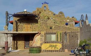 Casa de las botellas