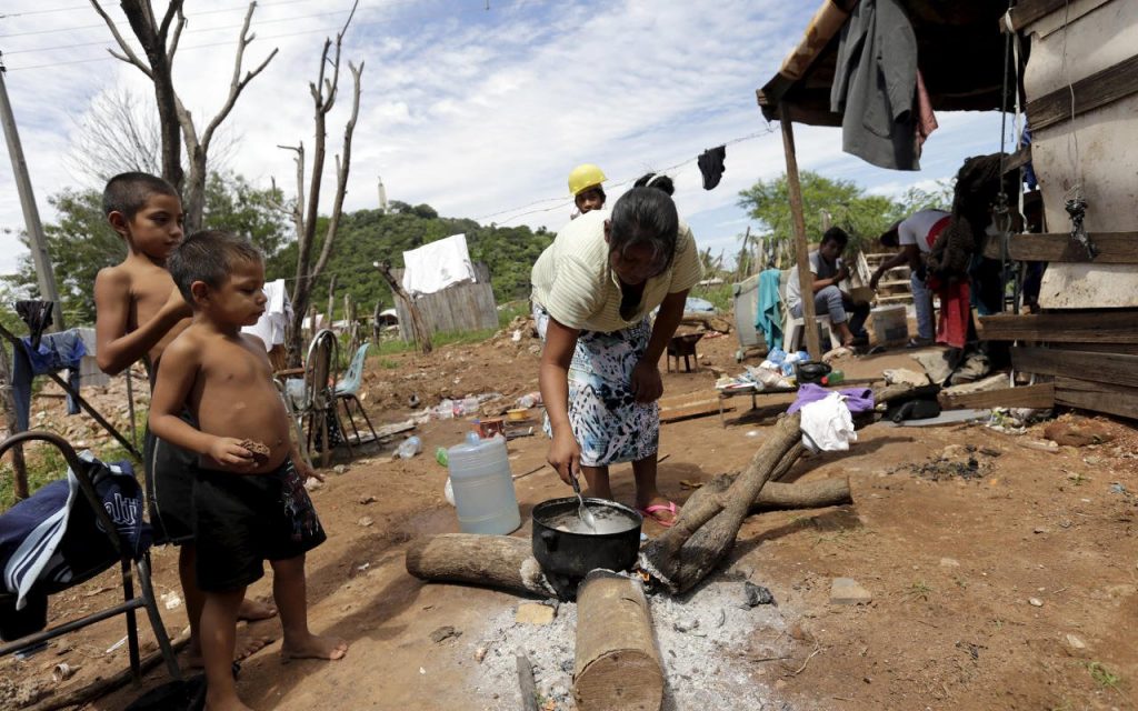 Reuters-pobreza-mujer