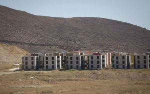 Jose-Gil-Olmos-Ciudades-abandonadas-y-jovenes-sin-esperanza-de-una-casa-529991_Reportaje-casas-abandonadas-6_impreso-5-860x543